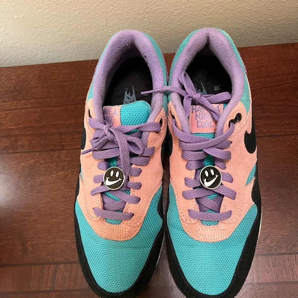 Nike Air Max 1 Have A Nike Day 2019 - BQ8929-500 - Picture 8 of 9